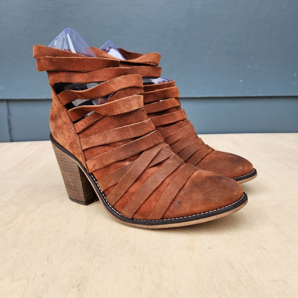 Free People Hybrid Strappy Cognac Leather Heeled Ankle Boot -Size EU 38 / US 7.5 - Picture 2 of 11